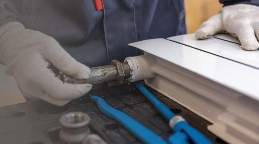 Professional water heater repair services in Saint Elmo, IL